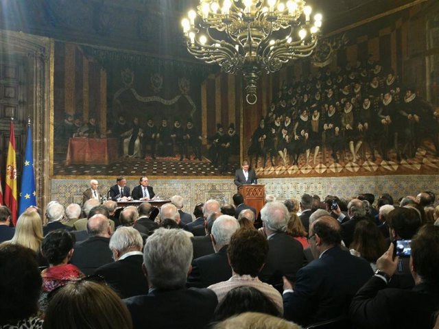 AV.- Xavier Tolsa, José García Montalvo, Pura Muñoz, José Antonio Sobrino, Aníbal Ollero y Carlota Pi, premios Jaume I