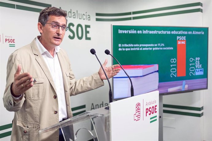 Almería.-PSOE avisa de que los presupuestos andaluces abocan a la provincia "a un 2019 en blanco" y ve una "burla" de PP