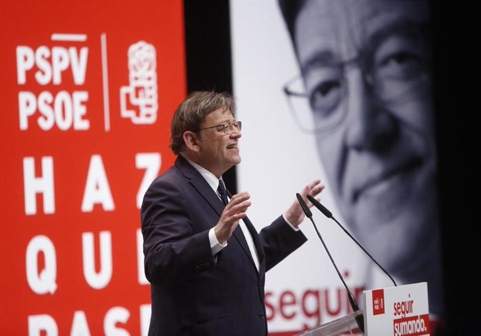 Ximo Puig dice que el Botnic ahora tendrá "tonalidades diferentes" al entrar Podemos pero mantendrá "el rumbo"