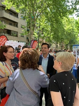 La Feria De Asociaciones Hace Visible En La Calle La Realidad De Las Personas Con Capacidades Diferentes