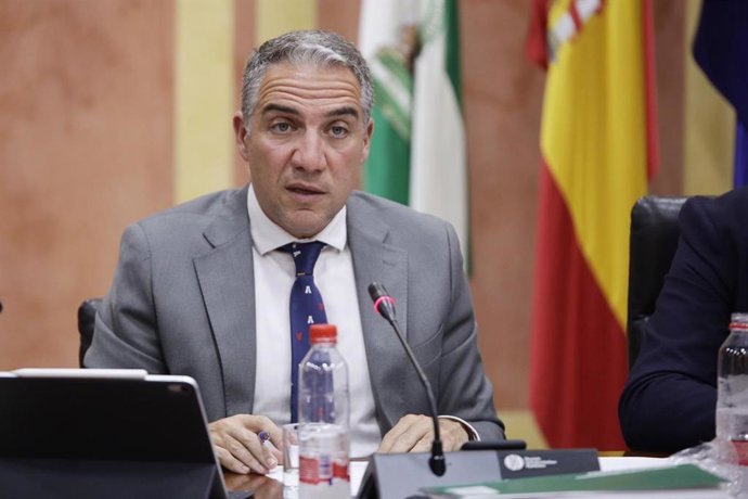 Consejería de Presidencia baja un 5% el presupuesto para gasto corriente de RTVA y sube un 2,7% el relativo a personal