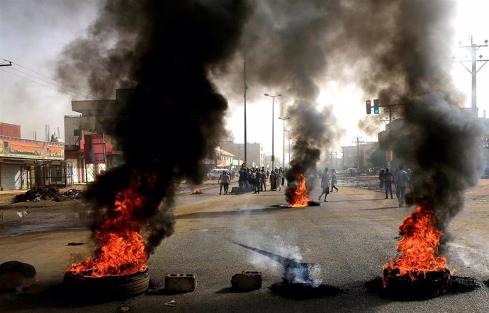 Sudán.- Más de 30 muertos en el desalojo del campamento de la oposición en la capital de Sudán