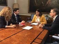 PSOE pide a PP no entregar Santander a Vox y avisa que intentará el pacto alternativo