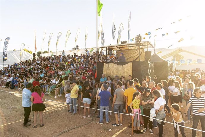 Jaén.- El Festival Internacional del Aire 'El Yelmo' cierra su edición más multitudinaria con más de 22.000 visitantes