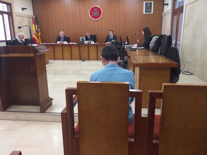 Condemnen a un home a dos anys de presó per abusar sexualment d'un nen de cinc anys a Mallorca
