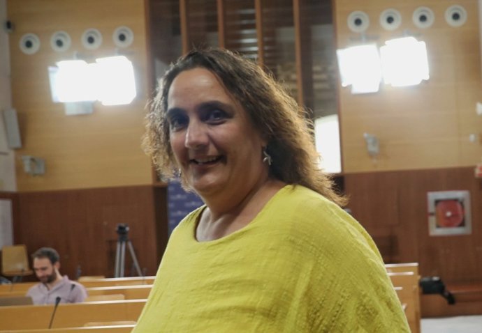 Cádiz.- Adelante pide a PSOE-A que reflexione sobre si pone "la alfombra roja a la derecha" en Puerto Real