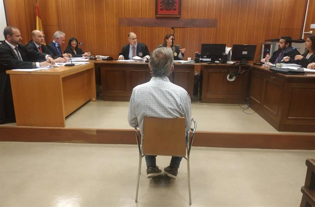 Trib.-El conductor del remolque que volcó en Tordesillas y causó la muerte de dos peñistas culpa a éstos del siniestro