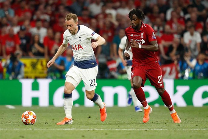 FOOTBALL - CHAMPIONS LEAGUE - LIVERPOOL V TOTTENHAM