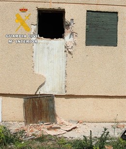 Sucesos.- Tres detenidos en Burgos acusados de intentar robar cobre en un repetidor de telefonía