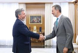 Equo avanza al Rey que sólo apoyará a Pedro Sánchez si acepta gobernar en coalic Equo avanza al Rey que sólo apoyará a Pedro Sánchez si acepta gobernar en coalic