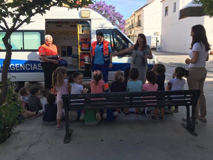 Córdoba.- El Distrito Córdoba Guadalquivir participa en la formación escolar de alumnos de infantil de La Carlota