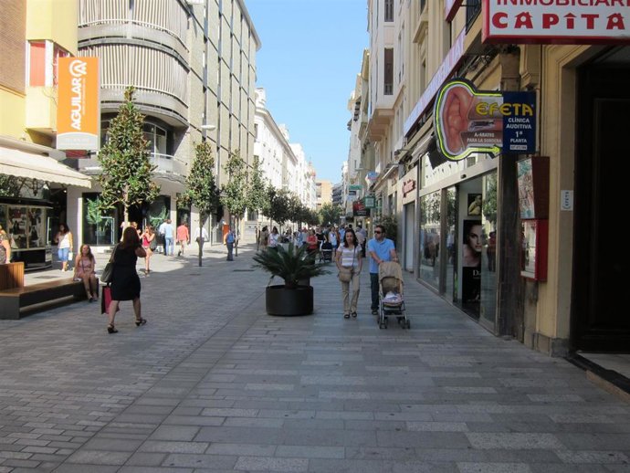 La Calle Cruz Conde Peatonalizada