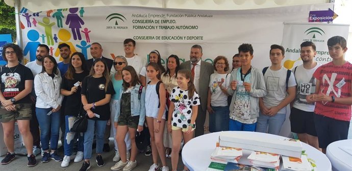 Cádiz.- La Junta reconoce el talento de más de 480 estudiantes gaditanos con el 'Carnet Emprendedor'