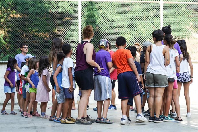 Barcelona concede 13.800 ayudas de actividades de verano y deniega más de 3.800