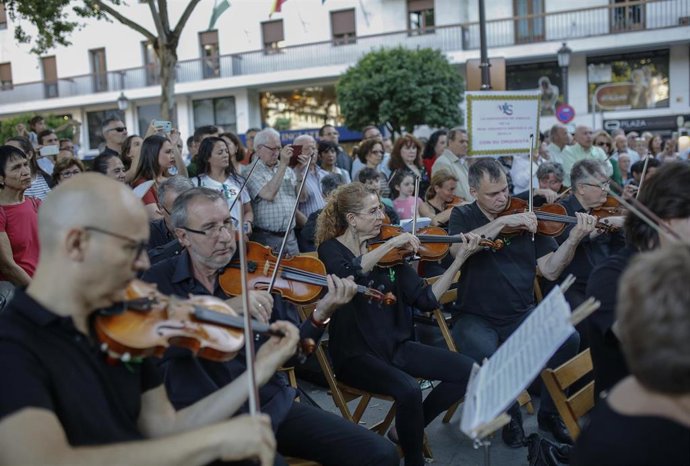 Concierto-protesta de la Real Orquesta Sinfónica de Sevilla