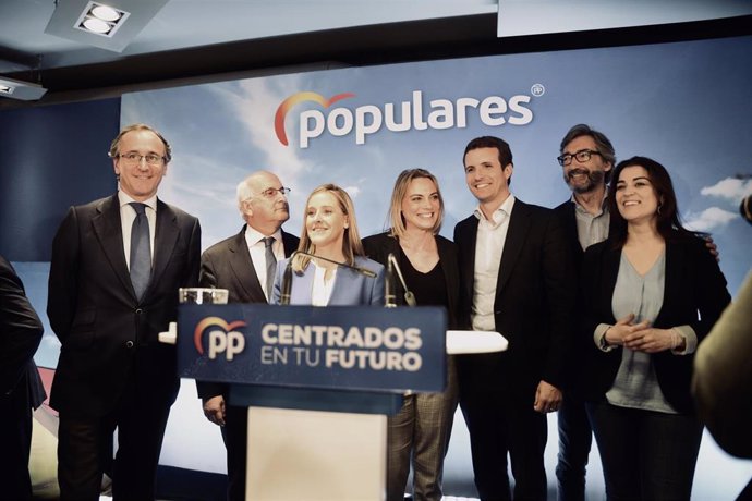Casado acusa a PNV de ser "muleta" de PSOE porque es como "la banca, que intenta ganar cuando hay bancarrota"