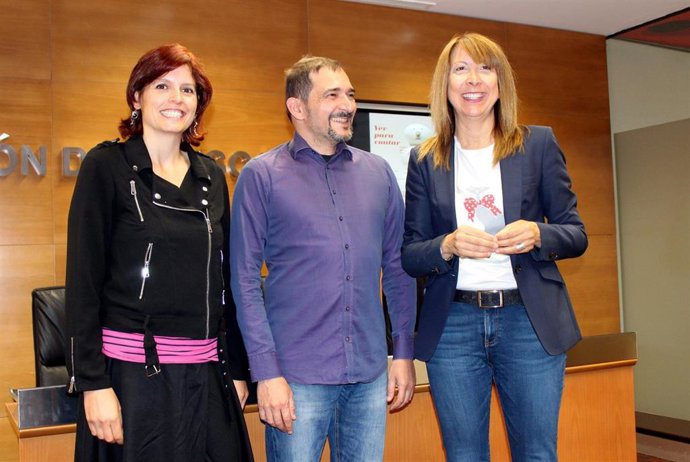 Profesionales de la narración oral tratan en Huesca sobre los cuentos tradicionales