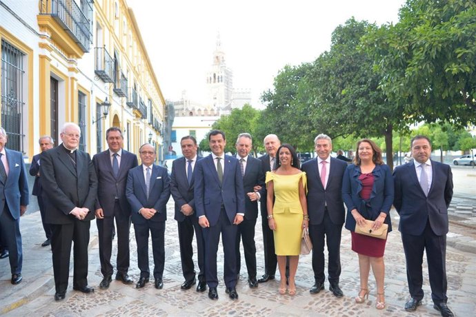 Nota De Prensa Y Foto Del Presidente De La Junta En El Viii Premio Manuel Clavero 05.06.2019