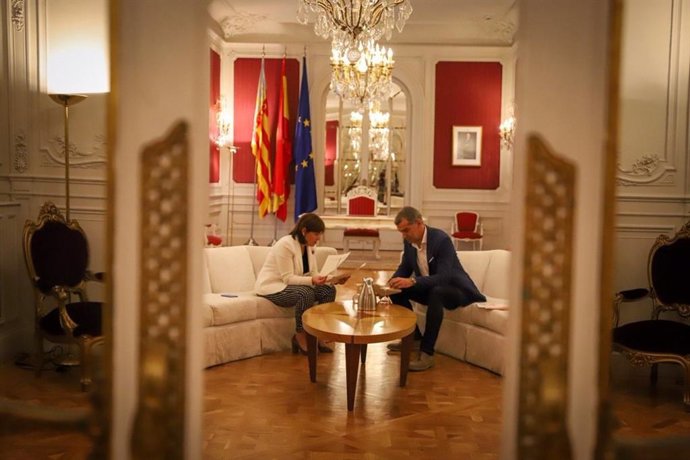 PP y Cs comparten sus líneas rojas para acuerdos en Alicante y otros ayuntamientos y esperan una "relación fructífera"