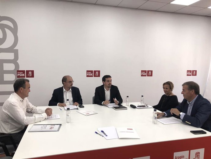 El PSOE negociará con el PAR como "socio preferente" y propone un acuerdo de "centralidad y estabilidad" para Aragón