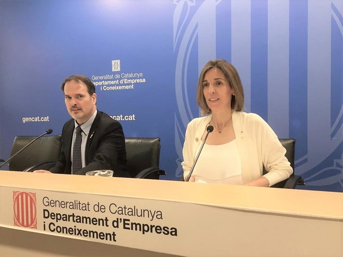 Chacón plantea al Gobierno qué piensa hacer para revertir el decreto sobre sedes de empresas