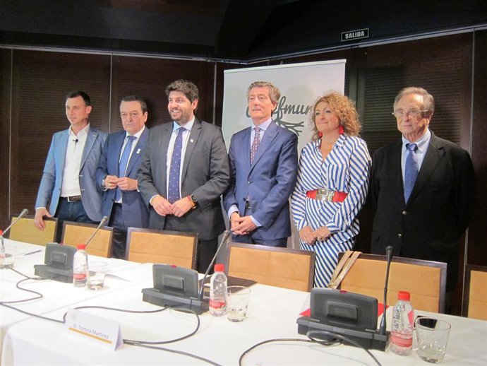 Las empresas familiares generan el 85% del empleo privado y su aportación a la economía de la Región supera el 80%