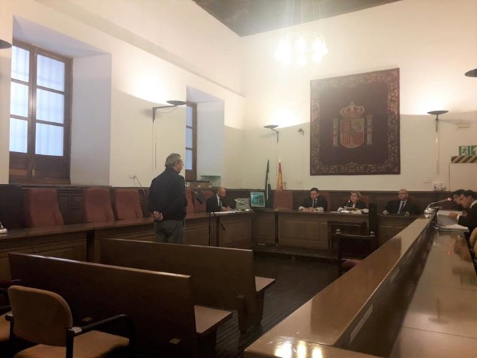 Granada.- Tribunales.- La Fiscalía mantiene la petición de absolución para el jefe de la Policía Local