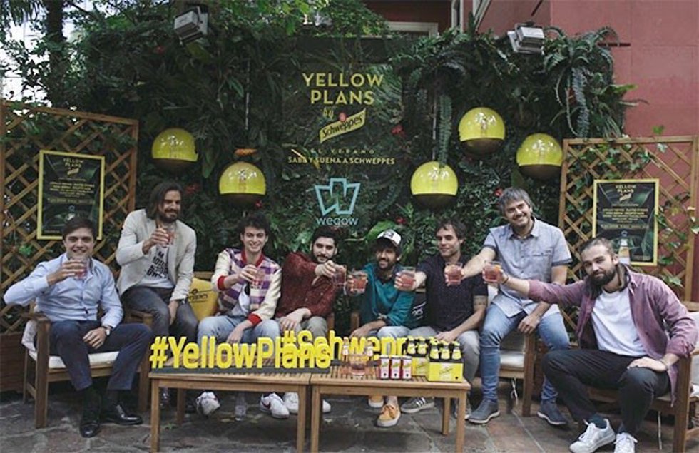 Schweppes y Wegow impulsan el ciclo 'Yellow Plans' para acercar la música y la g