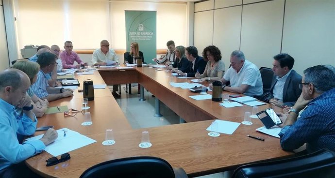 Almería.- Los planes de empleo de la Junta en Almería alcanzan el 83 por ciento del nivel de contratación