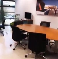 PSOE-A critica el vídeo de la visita de la pareja de un alto cargo de Educación al despacho oficial