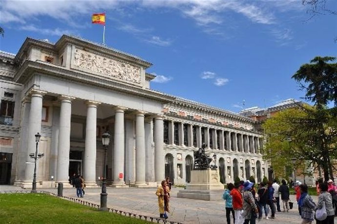 La Fábrica de Moneda emitirá una tarjeta prefranqueada y un sello conmemorativo del bicentenario del Museo del Prado