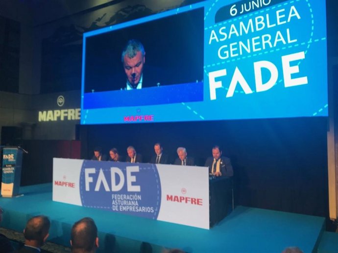 "Aquí Están Los Empresarios Asturianos Para Acompañarte", Le Dice Feito (FADE) A Barbón (PSOE)