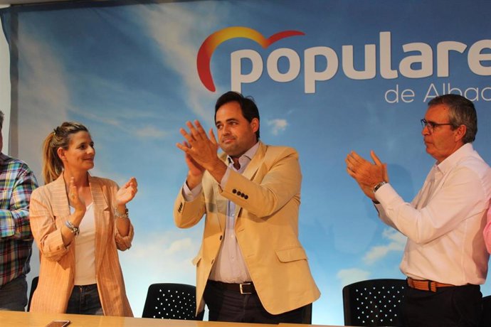 Pp Clm (Nota De Prensa, Cortes De Voz Y Fotografías) Agudo Adelanta Que El Pp Clm Sigue Trabajando Para Alcanzar Pactos Y Gobernar En El Mayor Número De Ayuntamientos De La Región