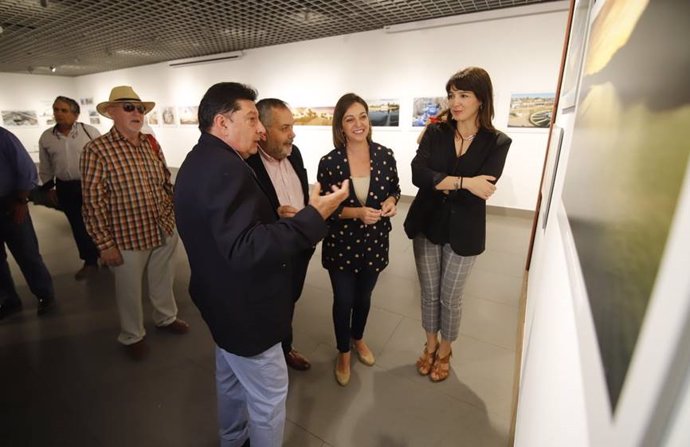 Córdoba.- Cajasol.- Emacsa conmemora su 50 aniversario con la exposición 'La vida del agua' en la Fundación Cajasol