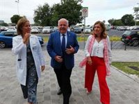 El consejero de Salud pide a Vox que no haga "pinza" con Adelante Andalucía y el PSOE contra los presupuestos andaluces