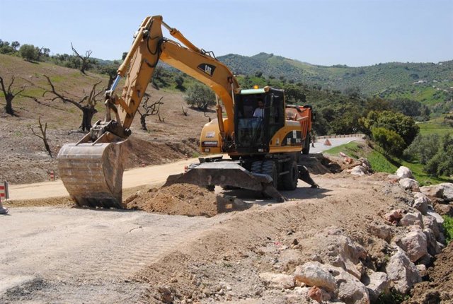 CádizAlDía.- Diputación adjudica obras para estabilizar taludes en la carretera CA-9109, entre Algodonales y Olvera