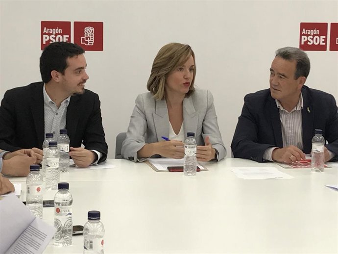 AV.- Zaragoza.- Alegría (PSOE) está convencida de que alcanzará un acuerdo con Cs en el Ayuntamiento de la capital