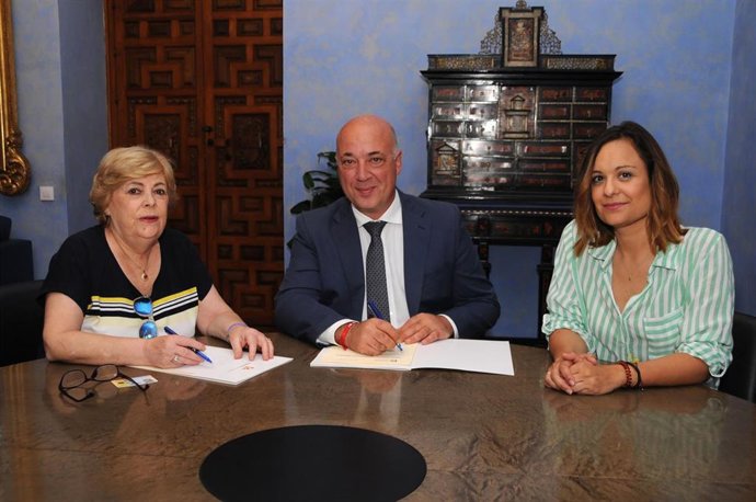 CórdobaÚnica.- La Diputación renueva su colaboración con Plataforma Cordobesa contra la Violencia a las Mujeres