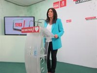 PSOE pide el cese del director de Agencia de Educación por el vídeo en su despacho: "La educación no está para bromas"