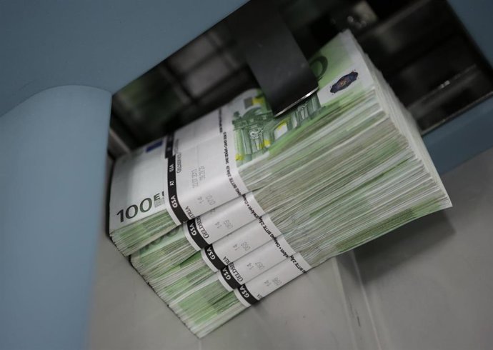 Economía/Finanzas.- El 47% de los inversores españoles invierten menos de 50.000 euros, según IESE y Aeban