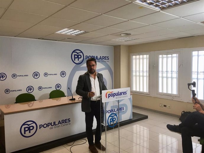 Av.- Casado autoriza al PP canario a "explorar" cualquier pacto en las islas sin descartar al PSOE