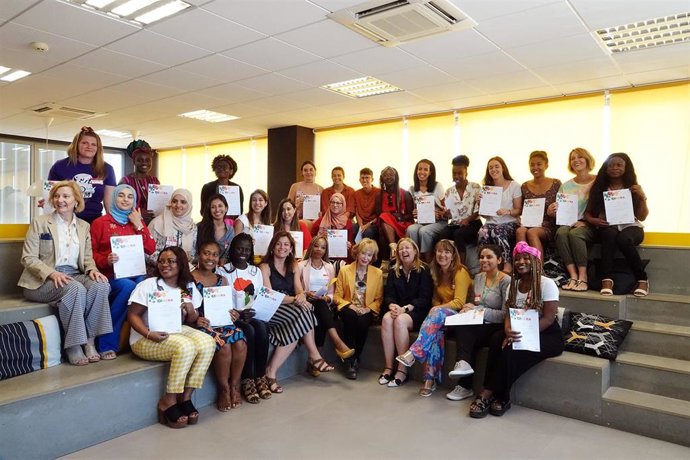 Málaga.- Estudiantes africanas conocen experiencias de liderazgo femenino en la UMA