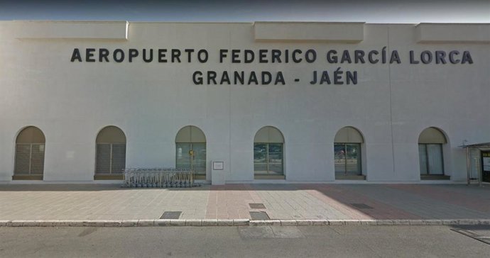 El aeropuerto Federico García Lorca adjudica obras en el edificio terminal por 300.000 euros