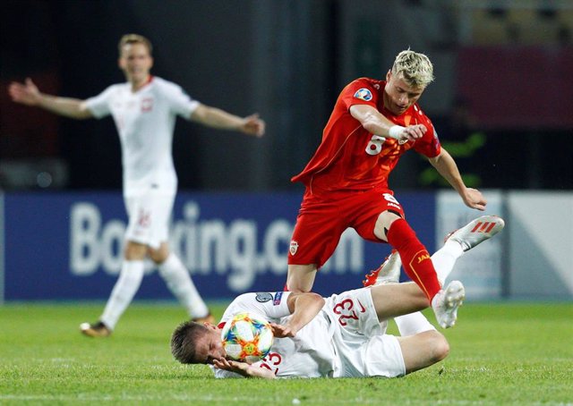 Fútbol/Eurocopa.- (Grupo A) La República Checa se estrena ante Bulgaria con una remontada