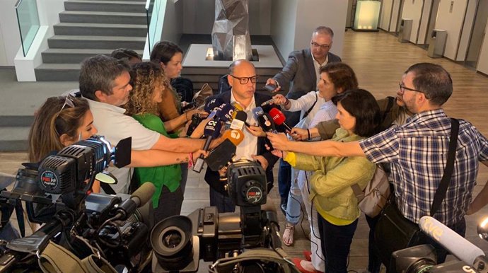 Barragán asegura que CC descartar otro candidato a presidir Canarias que no sea Clavijo