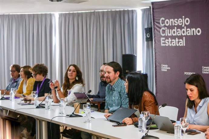 Reunión del Consejo Ciudadano Estatal de Podemos en el Círculo de Bellas Artes de Madrid