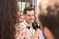 Moreno aboga por anteponer los intereses de los andaluces "por encima de los de las siglas" para aprobar el Presupuesto