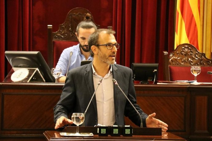 El diputado de MÉS per Mallorca, Biel Barceló, en el Parlament