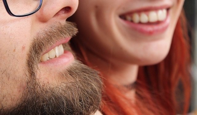 Boca, dientes, barba