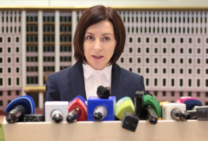 Moldavia.- La líder opositora Sandu se reivindica como primera ministra pese a la decisión del Constitucional